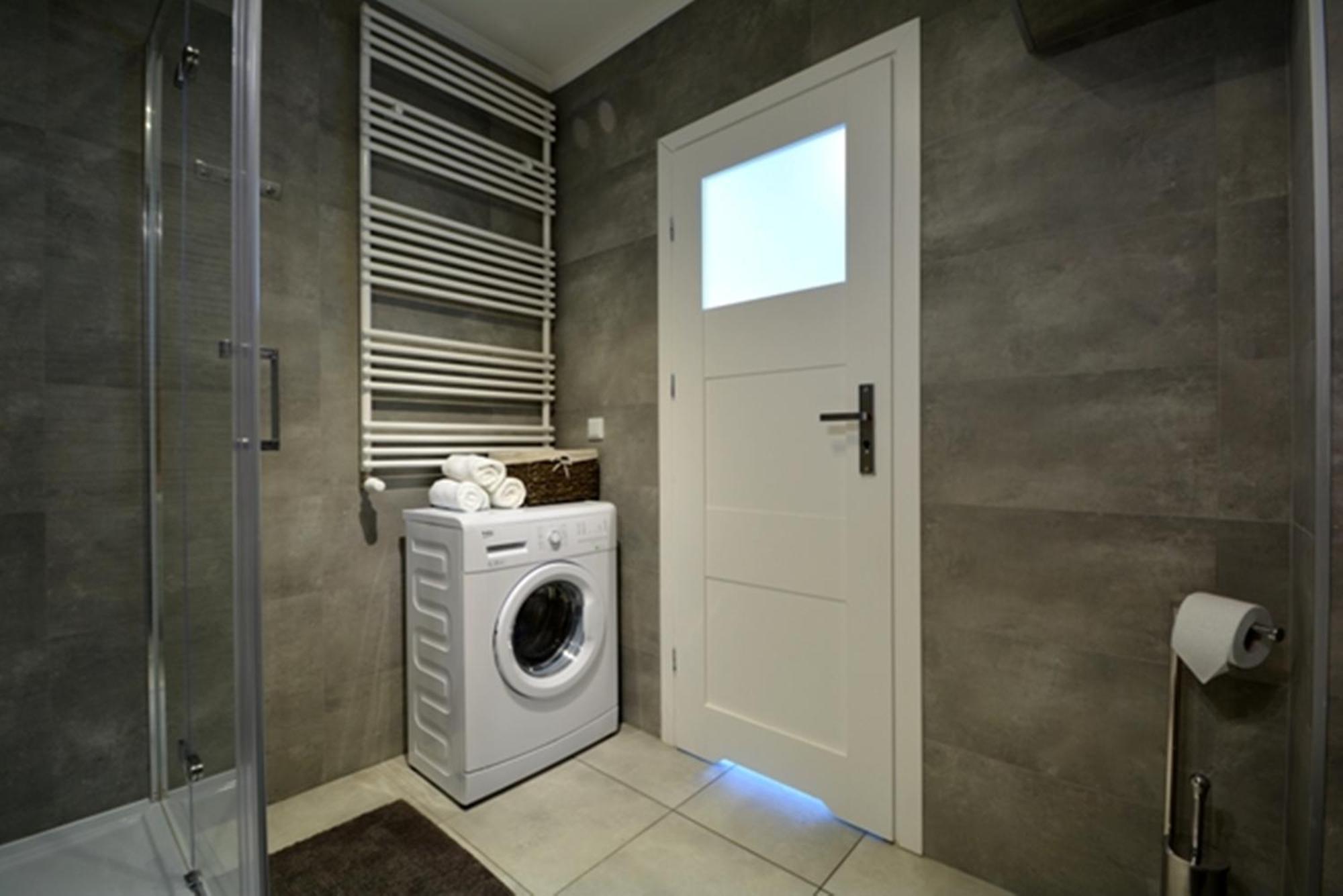 Apartament Wakacyjny Horyzont - Parking Gratis Miedzyzdroje Exterior foto
